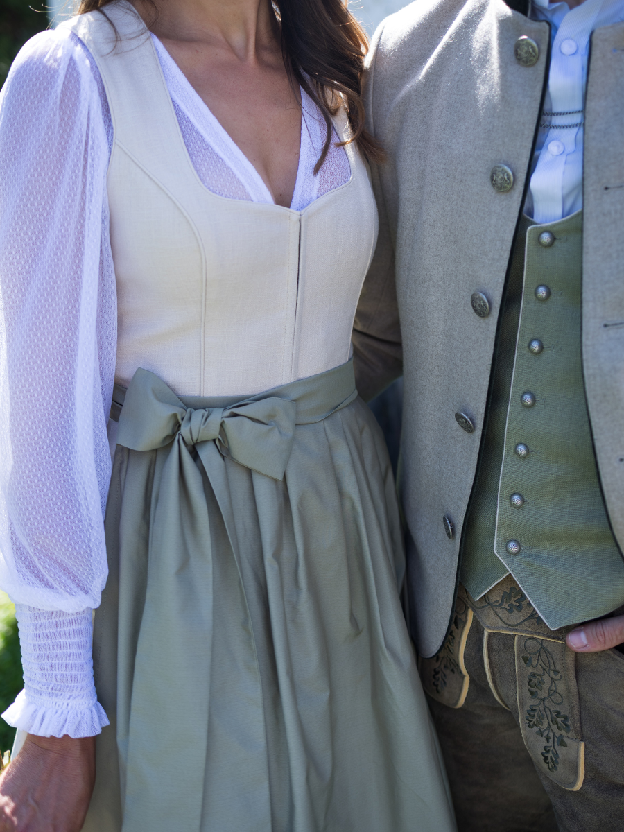 Dirndl Lina