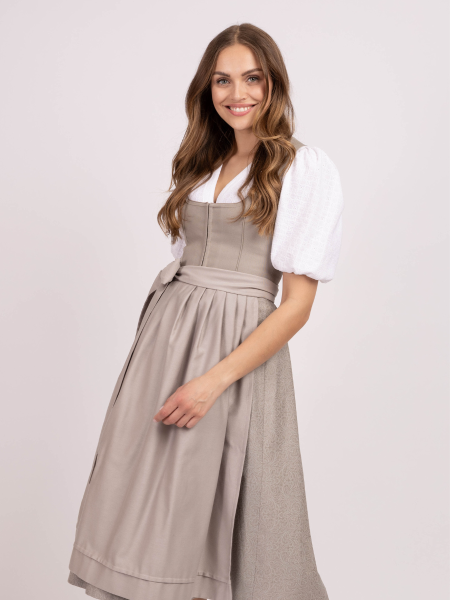 Dirndl Laura