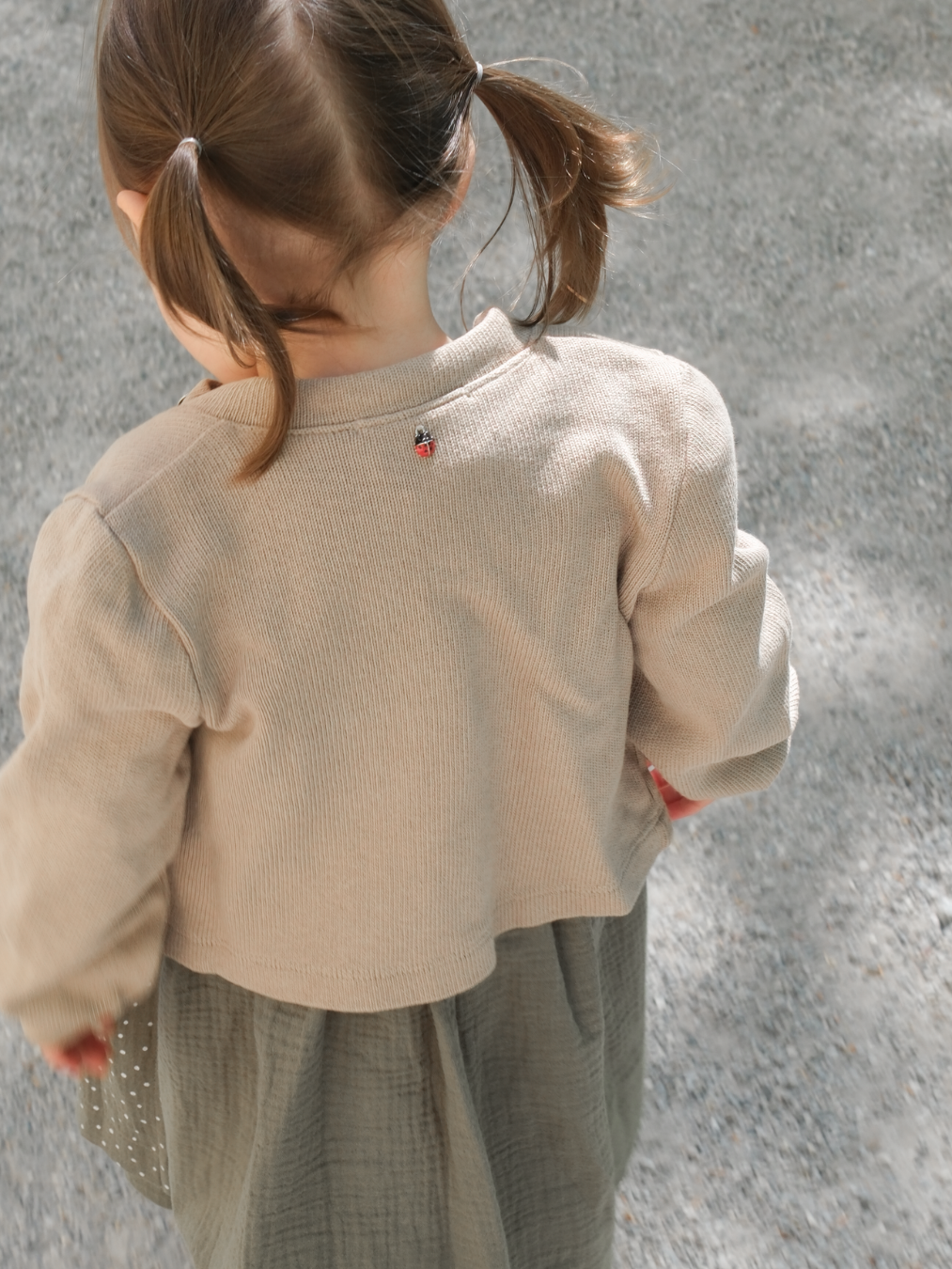 Kinderstrickjacke Susi | Sand
