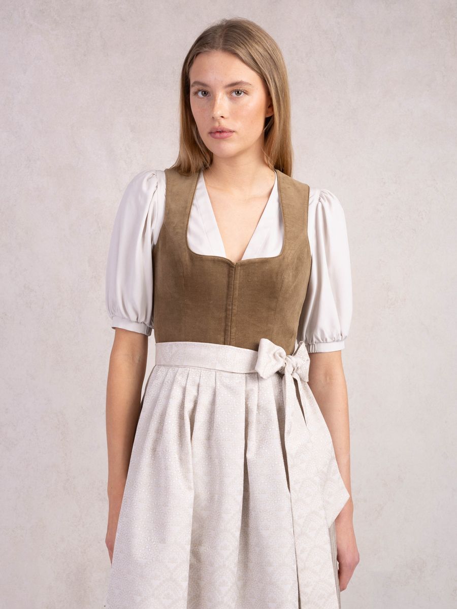Dirndl Annika