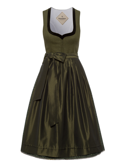 Dirndl Emily