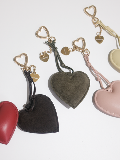 Lucy Heart Charm Amore | Braun