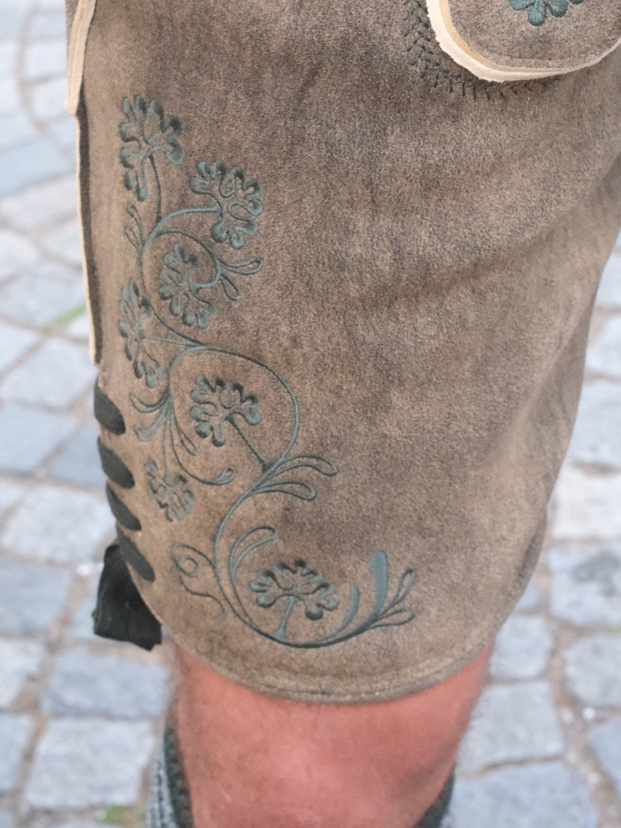 Lederhose Isarau Hirsch